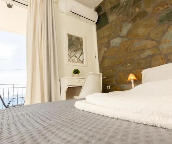 αnastasia * Mavrovoúnion