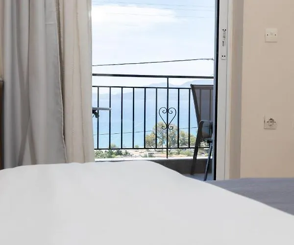 αnastasia Appartement Mavrovoúnion