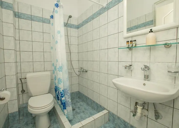 αnastasia * Mavrovoúnion